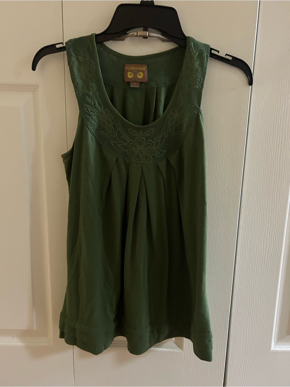 Forever 21 Olive Green Embroidered Scoop Neck Tank